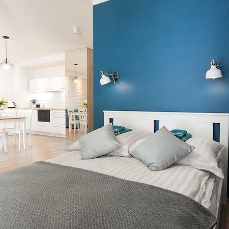 Blue Apartment In Vibrant Heart Of Gdynia Exterior photo