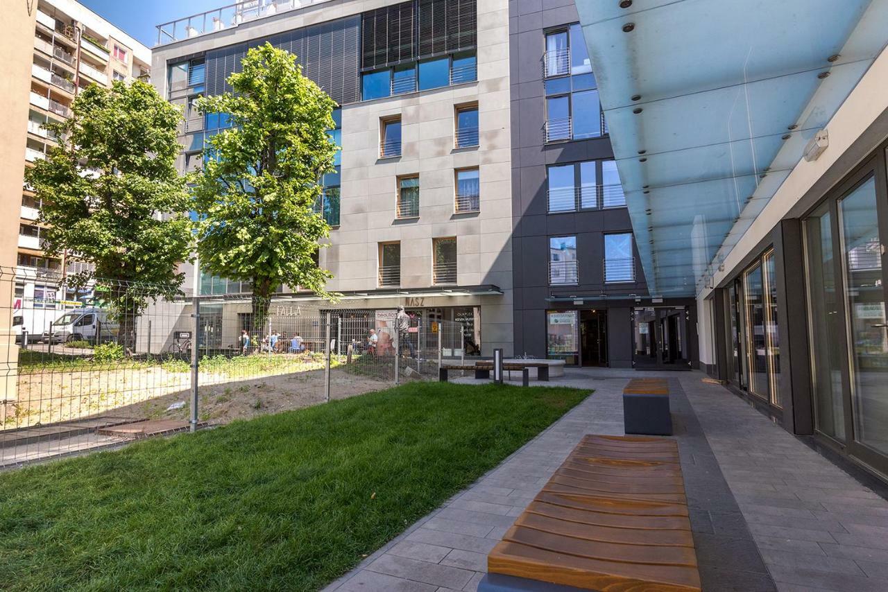 Blue Apartment In Vibrant Heart Of Gdynia Exterior photo
